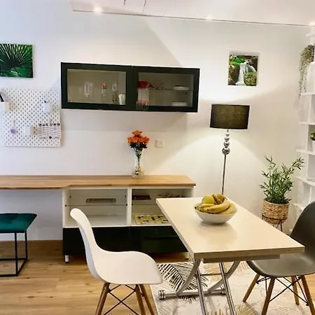 Studio Paris 12E, Metro Bel-Air Et Jardin Coulee Verte Paris