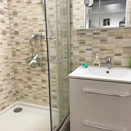 Studio Paris 12E, Metro Bel-Air Et Jardin Coulee Verte Lejlighed *